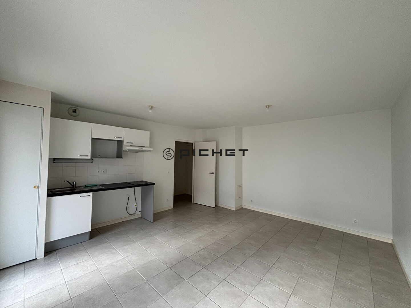 Photo THOUARE/LOIRE, T2 image 1/6