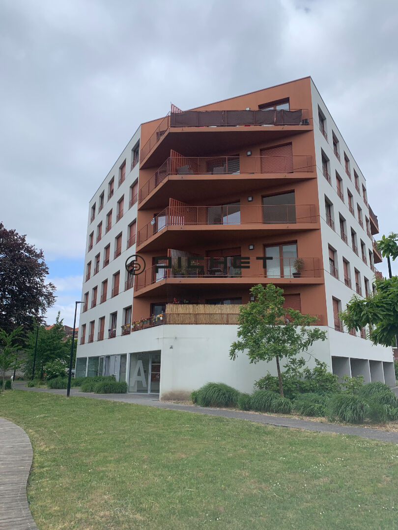 Agence immobilière de PICHET Paris 8