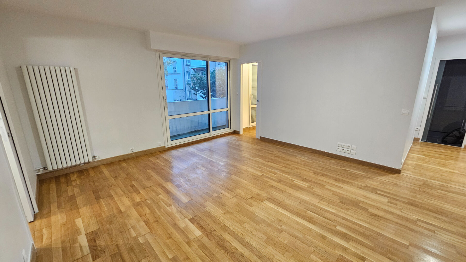 Photo Magnifique 2 pièces avec balcon image 2/6