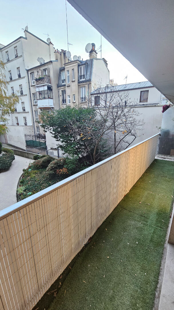 Photo Magnifique 2 pièces avec balcon image 3/6