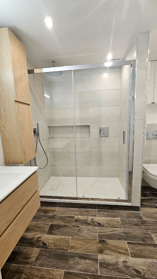 Photo Magnifique 2 pièces avec balcon image 5/6