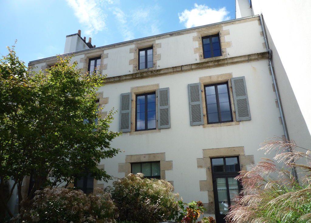 Local professionnel – QUIMPER Local professionnel – QUIMPER