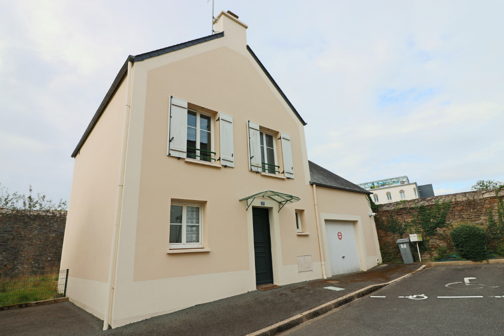 Maison – QUIMPER Maison – QUIMPER