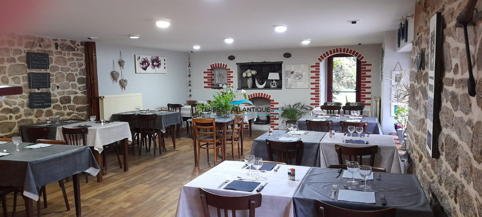 Photo Murs et Fonds : bar, restaurant, crêperie. image 5/6