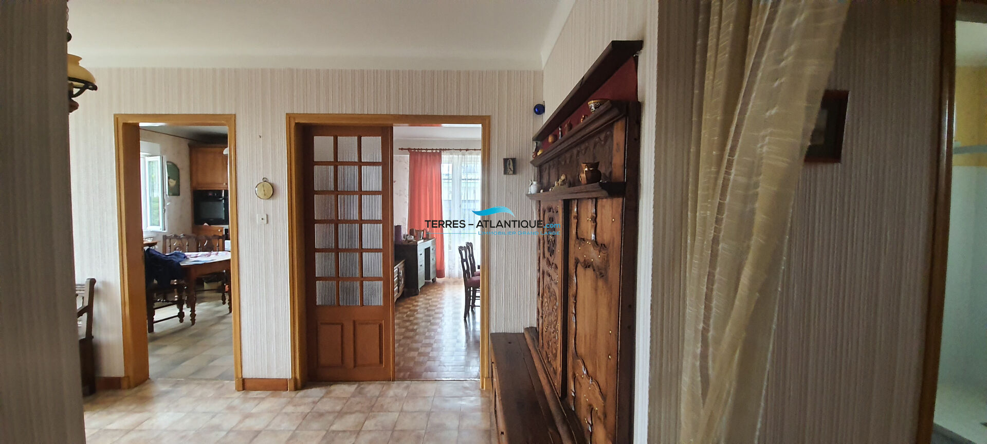 Photo Maison de ville de 1970 avec un beau jardin et proche des commodités. image 6/6