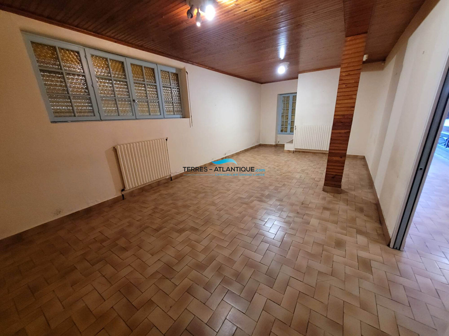 Photo Local commercial  300 m2 image 6/6