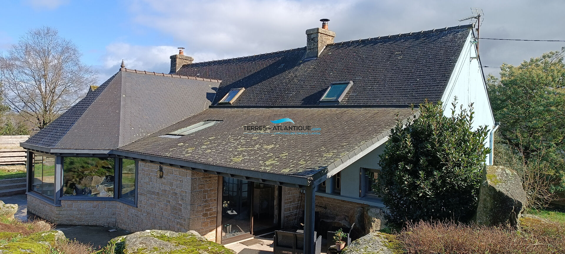 Photo Propriété de caractère avec dépendances image 2/6