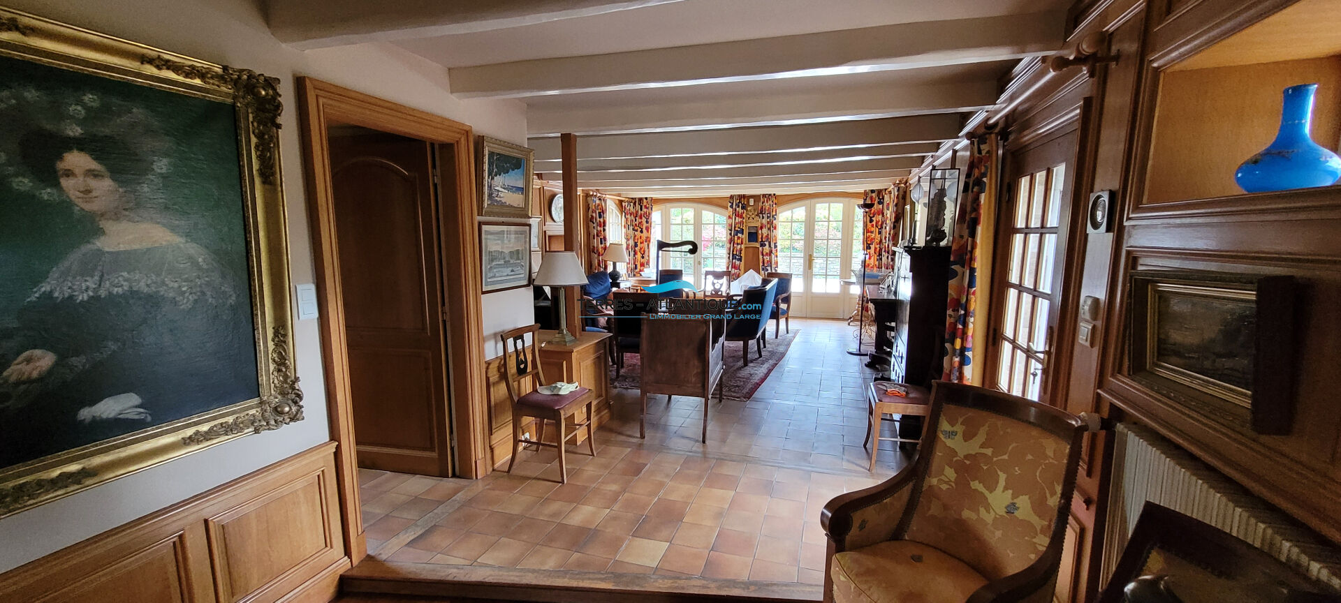 Photo Propriété de caractére avec bâti principal s'étendant sur 450 m² d'emprise au sol image 6/6