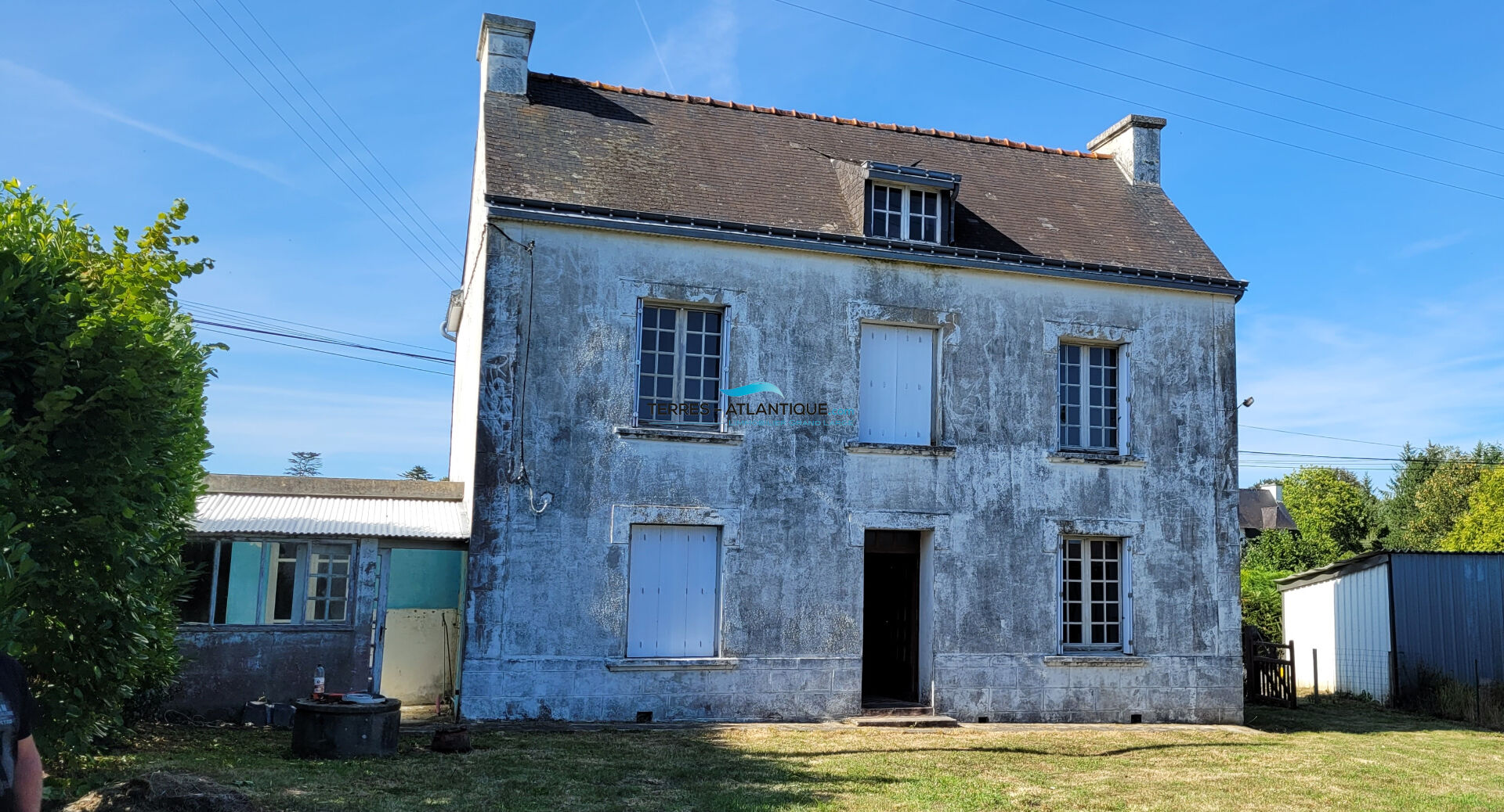 Photo Maison d'habitation à entièrement réhabiliter image 2/6