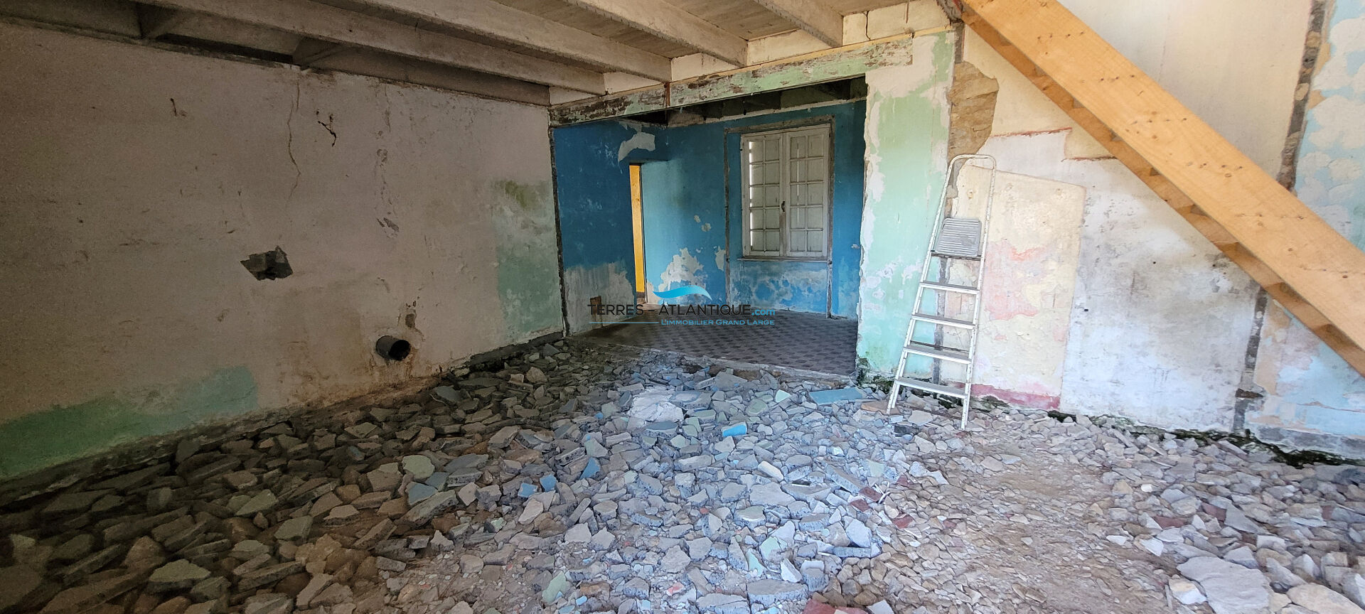 Photo Maison d'habitation à entièrement réhabiliter image 6/6