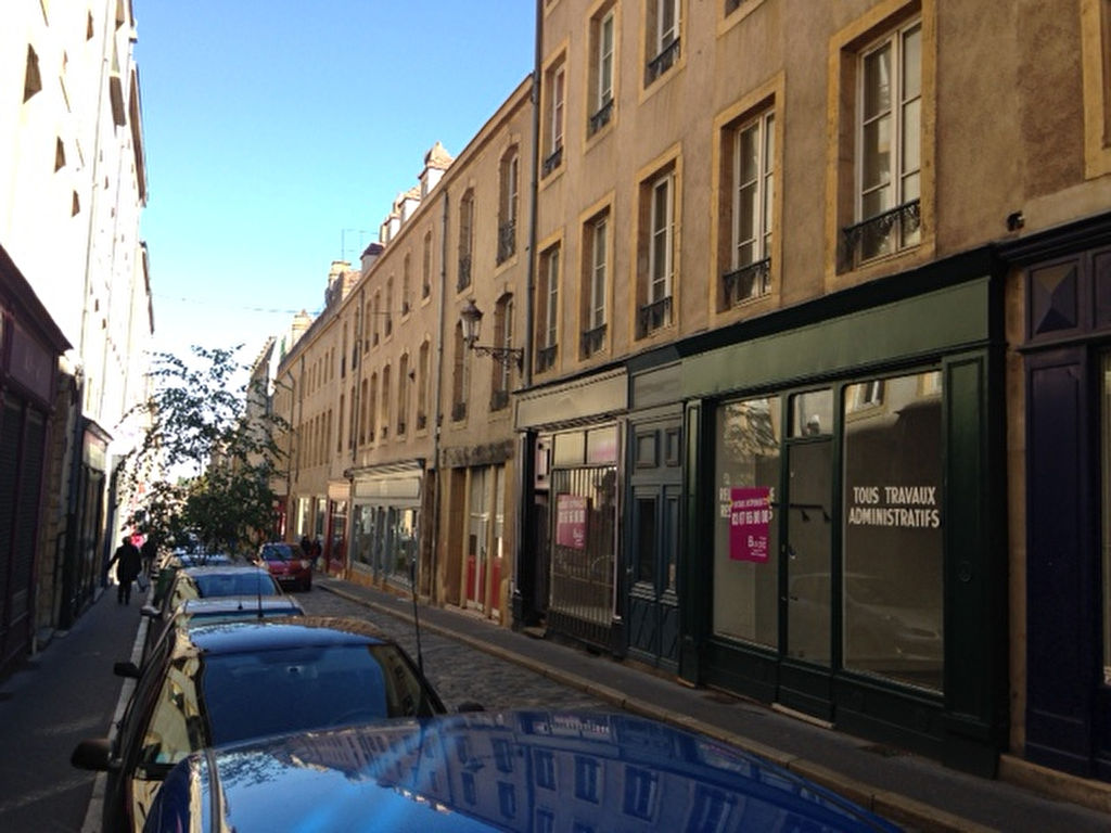 LOCAL COMMERCIAL 29 M² - RUE DES JARDINS - METZ Metz 57000