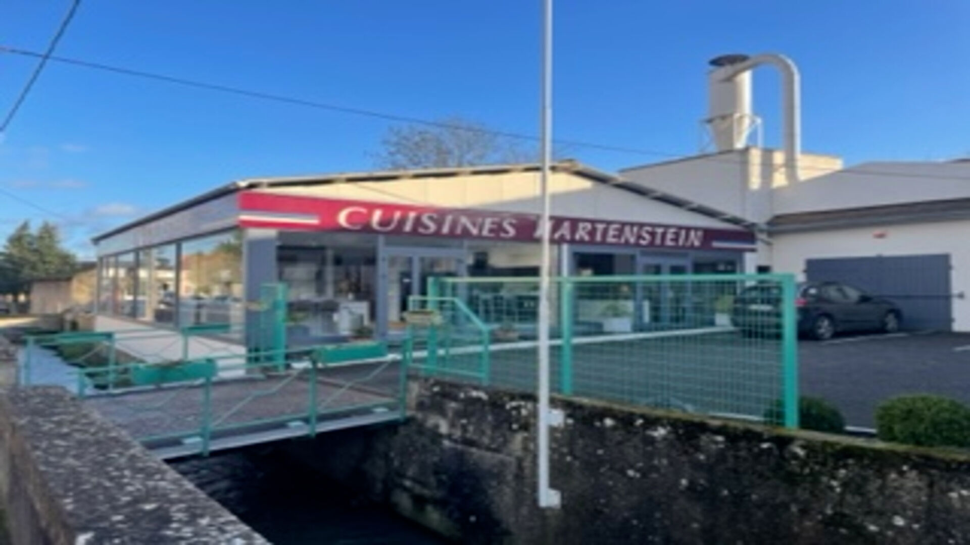 Photo A vendre en exclusivité murs commerciaux  à WOIPPY, comprenant local commercial, showroom, bureaux et dépôt image 2/6