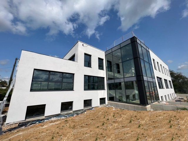 A LOUER BUREAUX NEUF - MARLY - METZ SUD - 377 m²