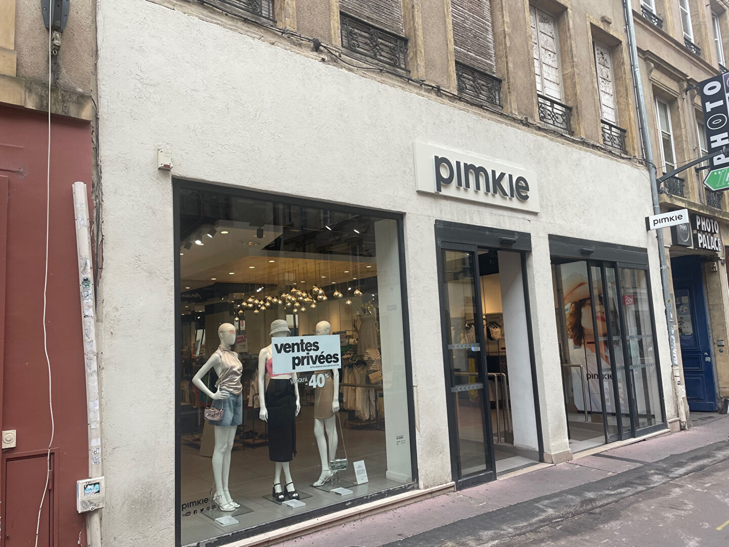 Photo Local commercial rue Serpenoise à Metz centre image 2/6