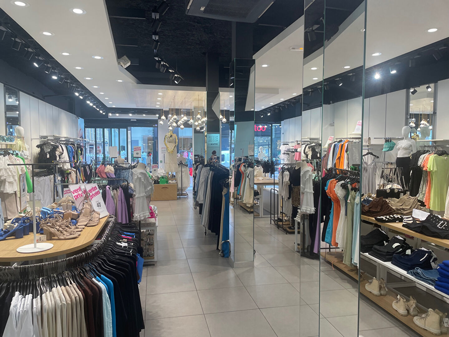 Photo Local commercial rue Serpenoise à Metz centre image 5/6