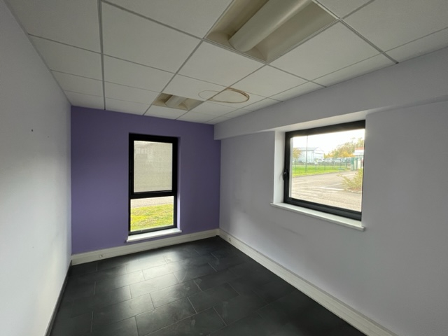 Photo BUREAUX A LOUER WOIPPY - 201 M² - AXE METZ THIONVILLE image 3/5