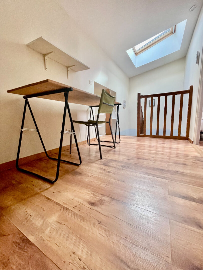 Photo A Vendre sur Coueron - Maison avec 2 chambres en plein bourg ! image 2/6