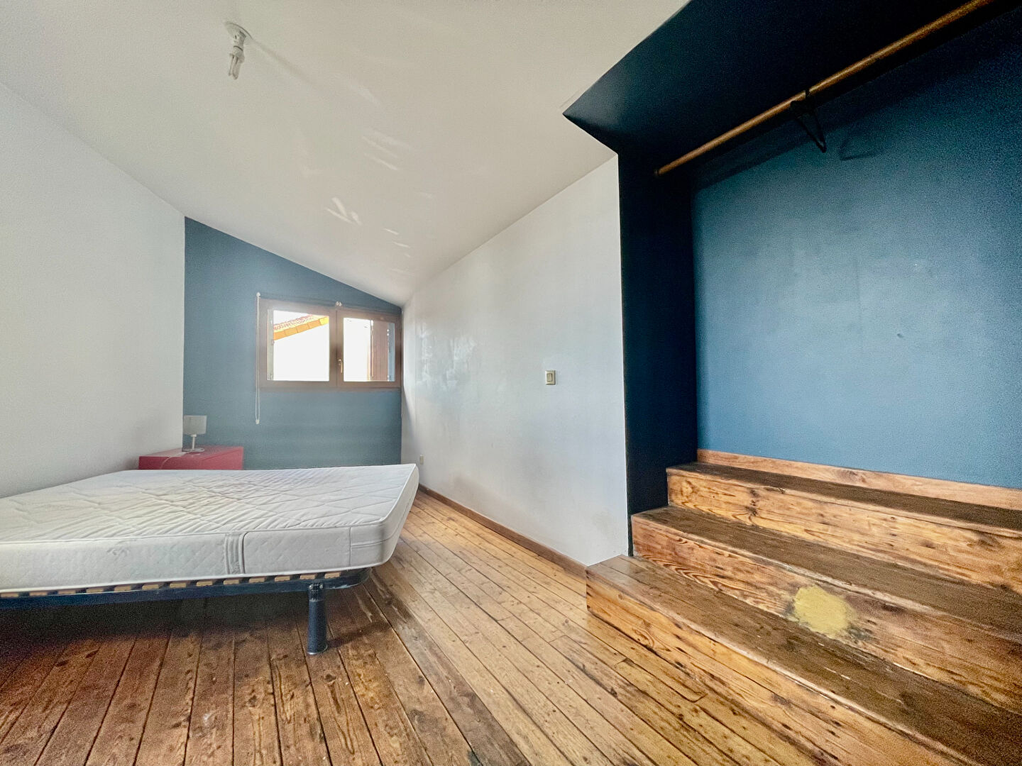 Photo A Vendre sur Coueron - Maison avec 2 chambres en plein bourg ! image 3/6