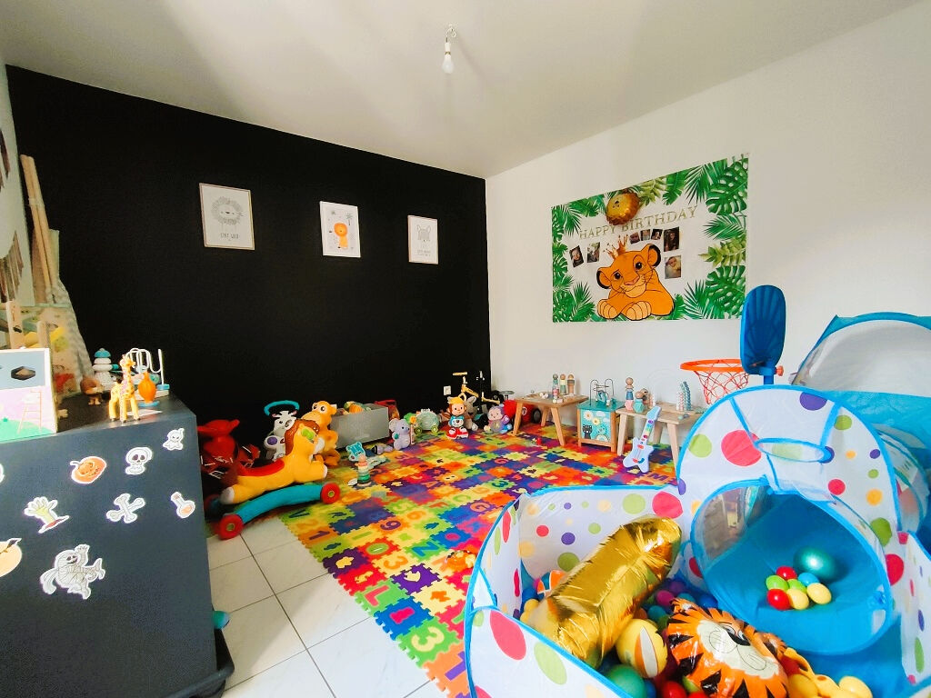 Photo A Vendre sur Severac ! Maison en pierre 4 chambres avec garage et jardin ! image 6/6