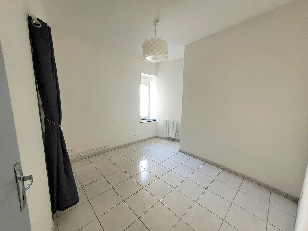 Photo A vendre sur Saint Etienne de Montluc ! Ensemble immobilier de 3 appartements image 3/6