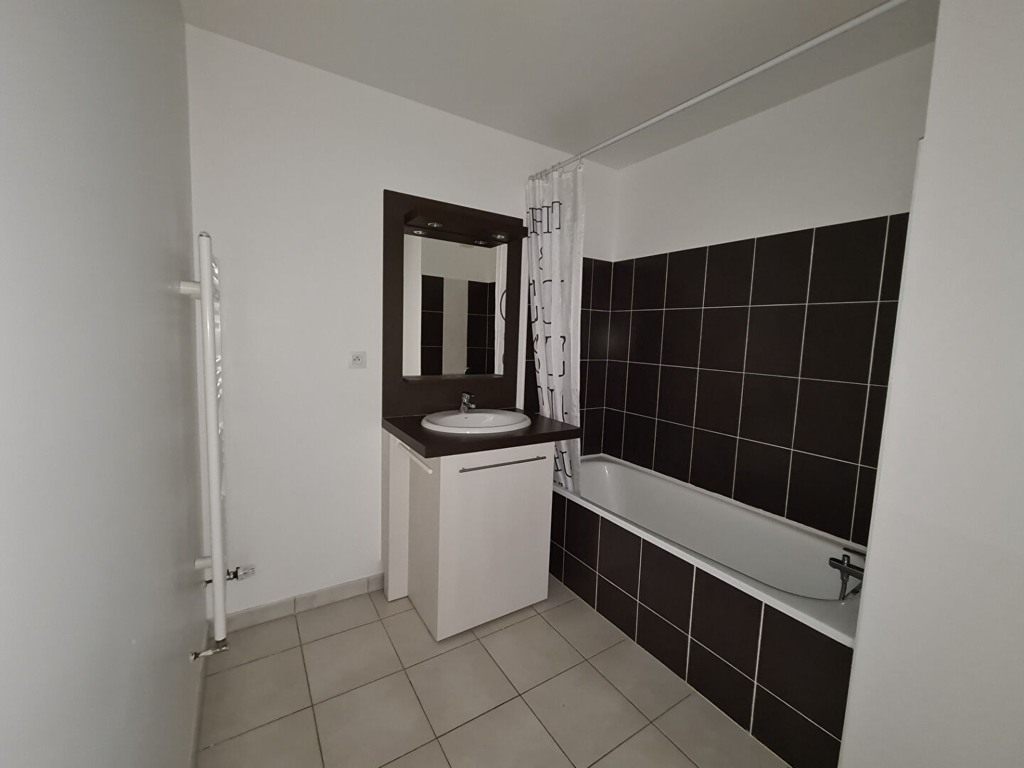 Photo A Vendre sur Nantes ! Appartement T2 avec balcon et parking image 5/5