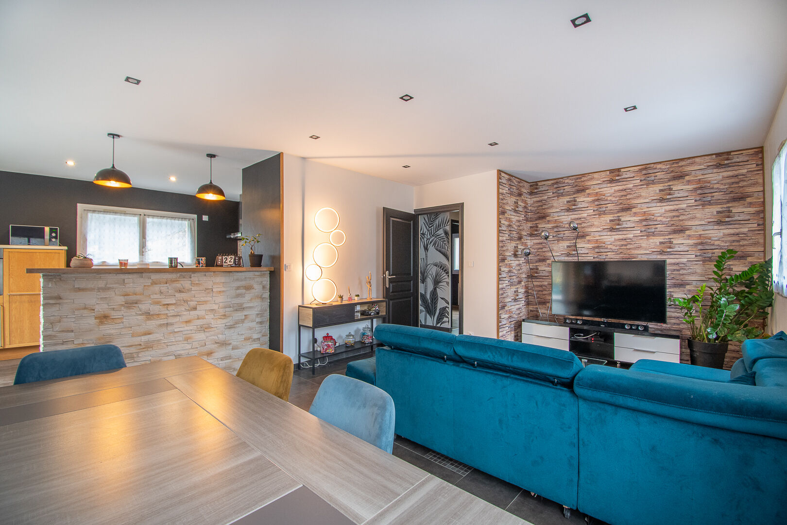 Photo A vendre sur Basse-Indre - Maison 3 chambres avec garage et jardin ! image 1/6