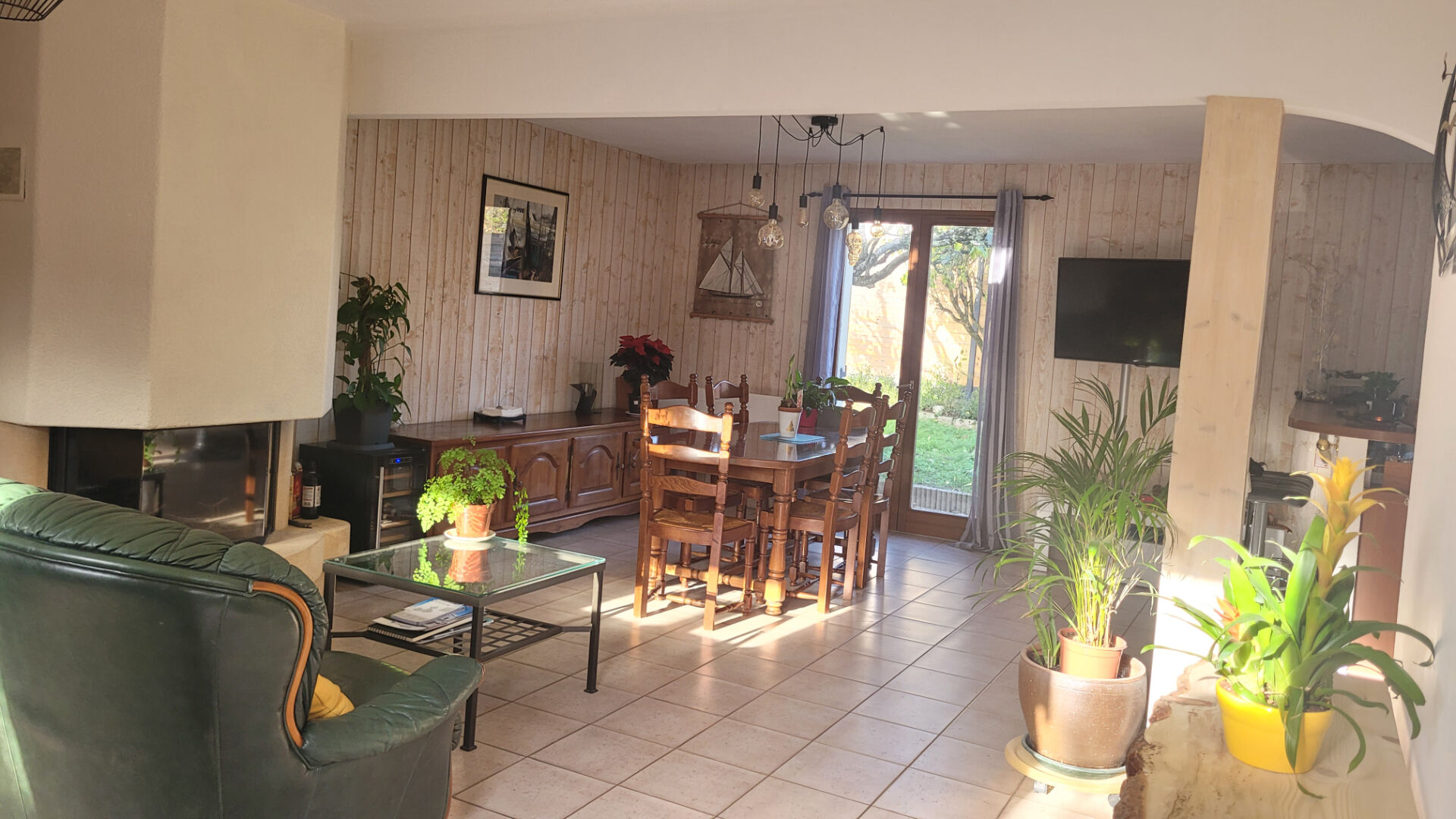 Photo A Vendre sur La Chabossière ! Maison 4 chambres avec jardin, garage et dépendance image 2/6