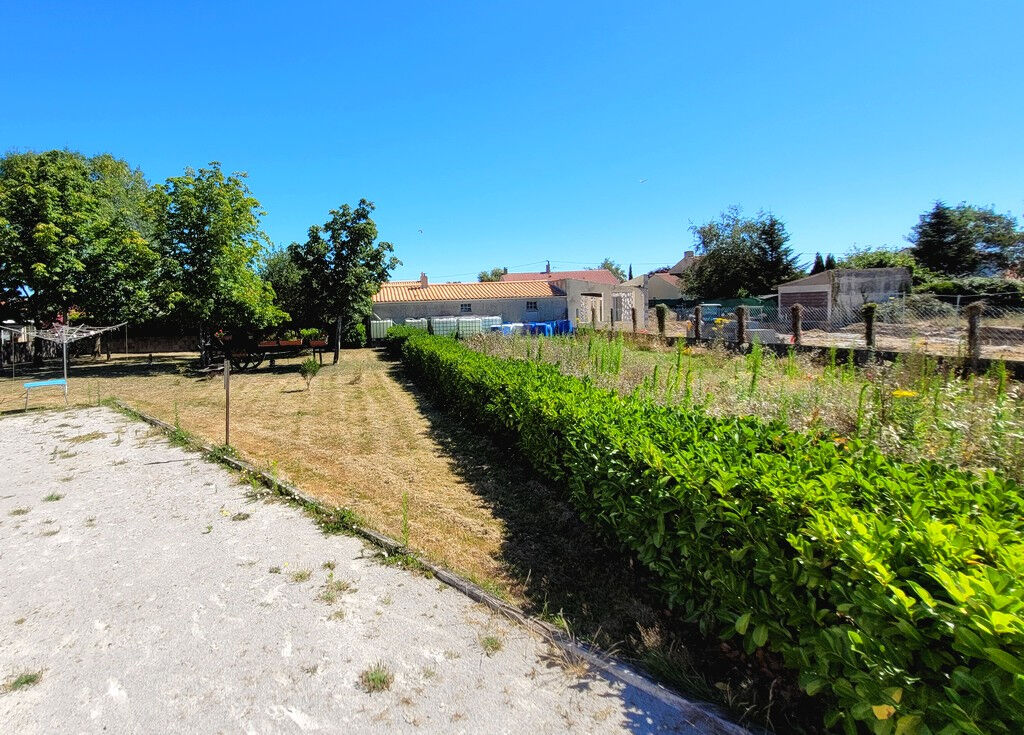 Photo A vendre sur Bouguenais ! Terrain non viabilisé libre de constructeur image 3/3