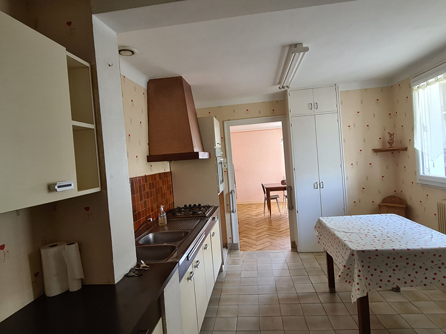 Photo A vendre sur Coueron ! Maison 2 chambres avec cave et dépendance image 3/6