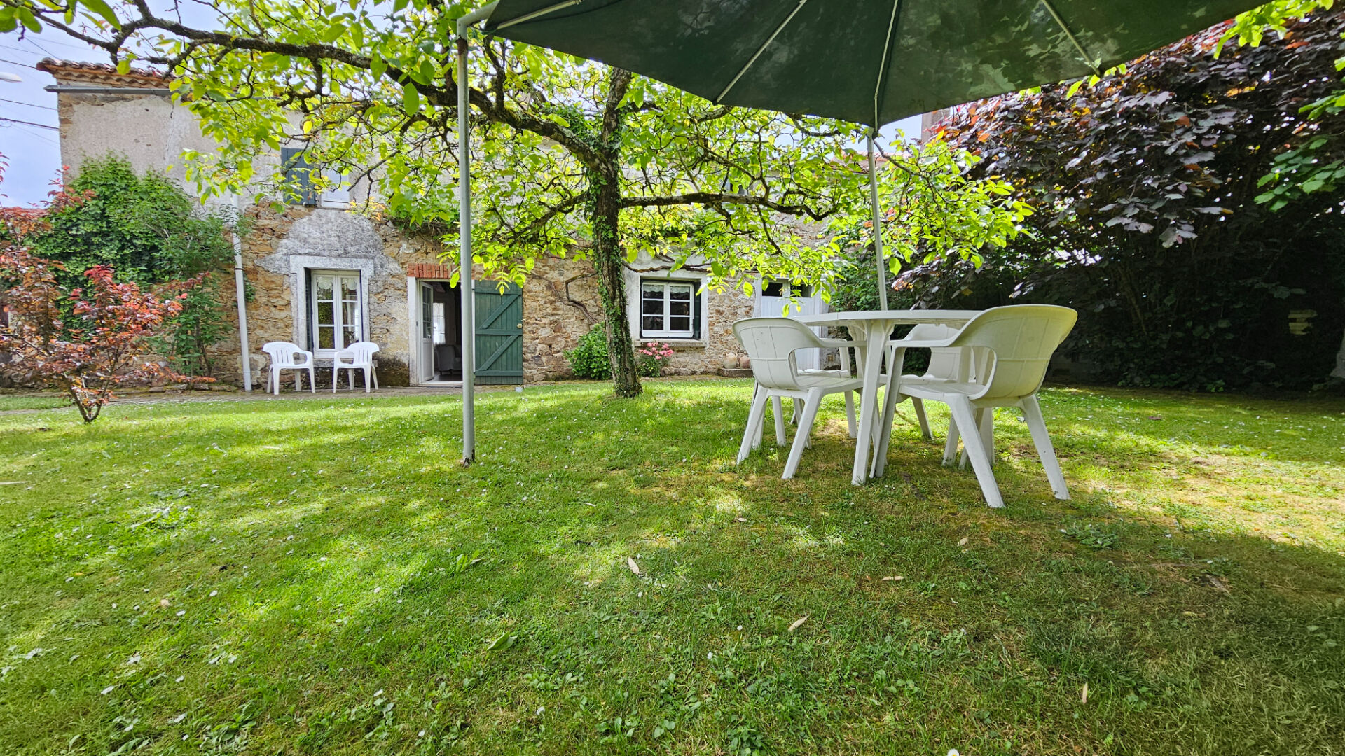 Agence immobilière de 11 IMMOBILIER - L'AGENCE LOCALE Les Sorinieres / Rezé / Vertou