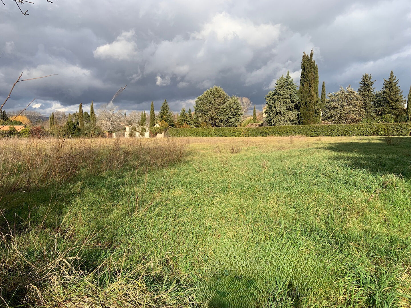 Photo TRETS - 3 superbes terrains prêts à construire image 2/2