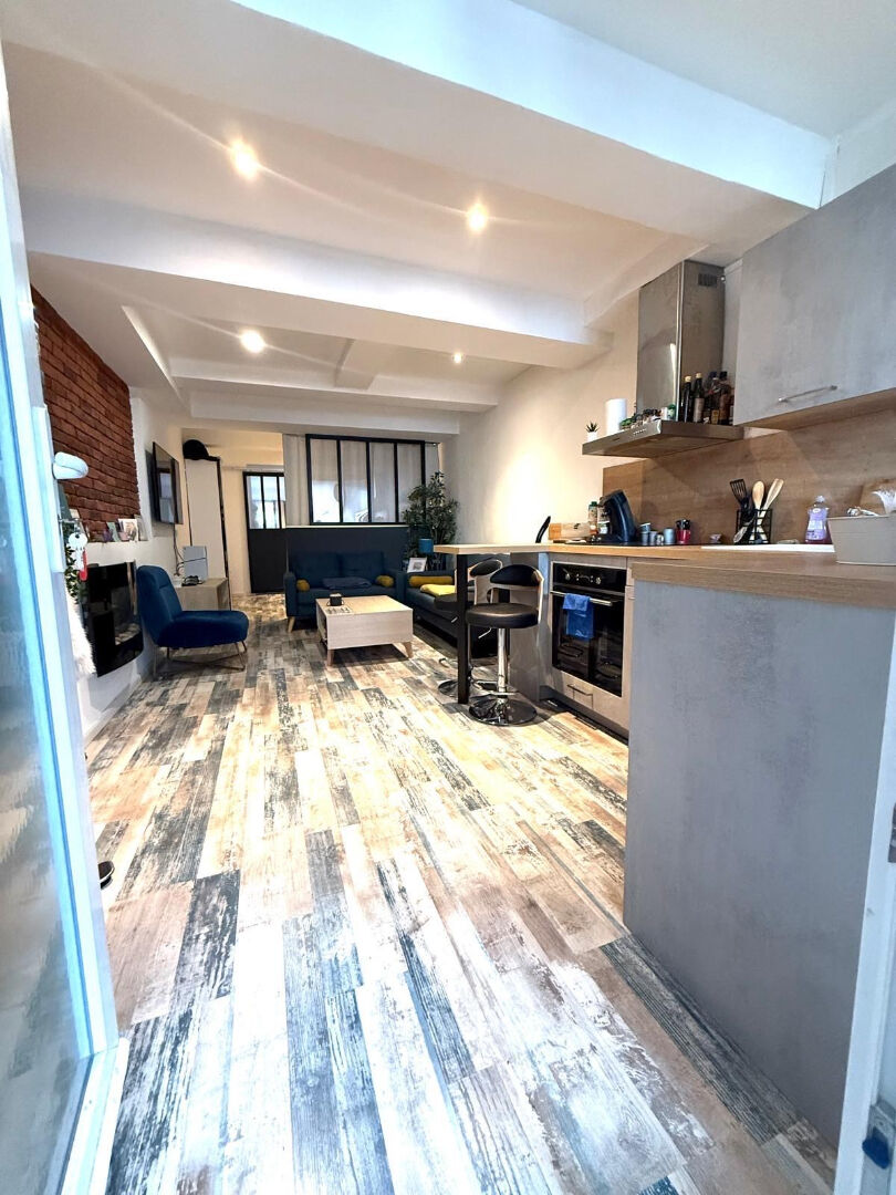 Agence immobilière de VOTRE MAISON - IMMOBILIER DE L'ARC / JR CONSULTANT - VOTRE MAISON FUVEAU
