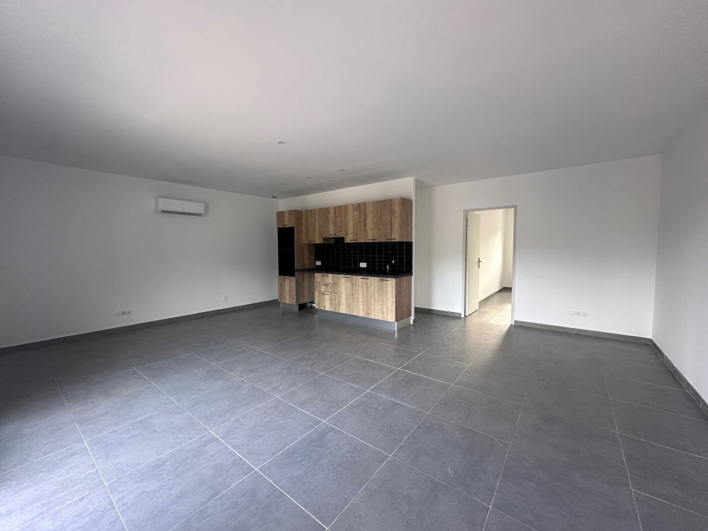 Photo T3 RECENT PEYPIN image 3/6