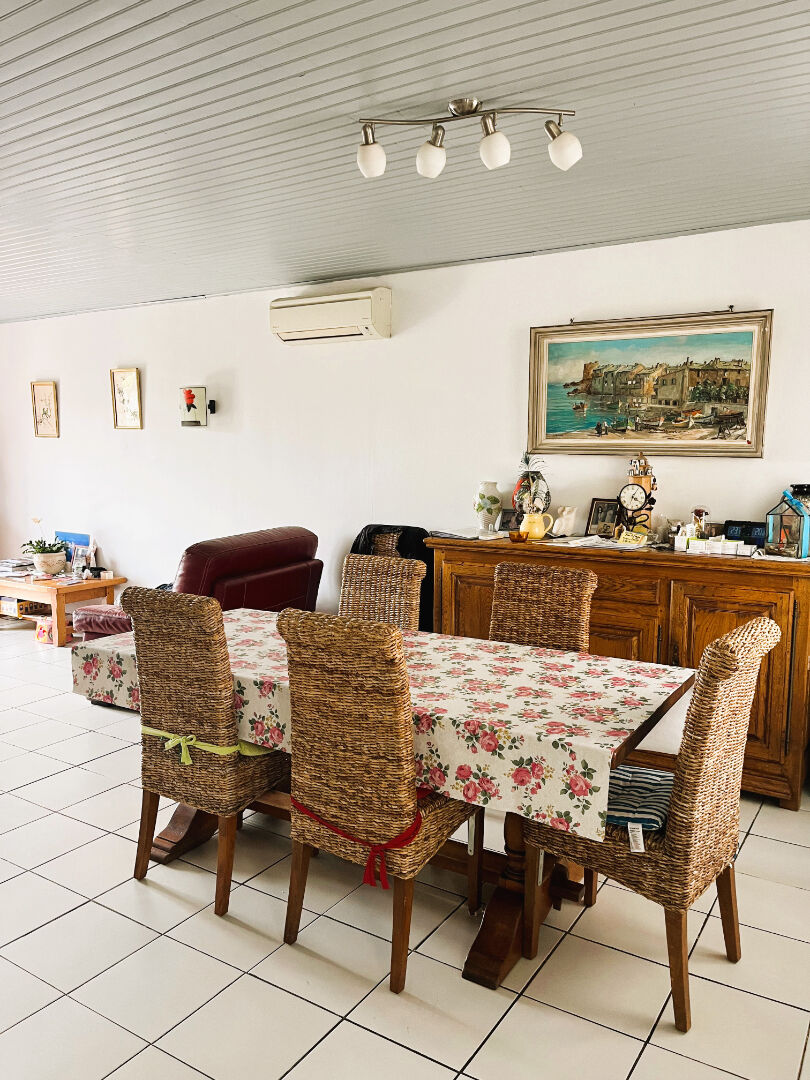 Photo RARE A LA VENTE - EXCLUSIVITE image 3/6