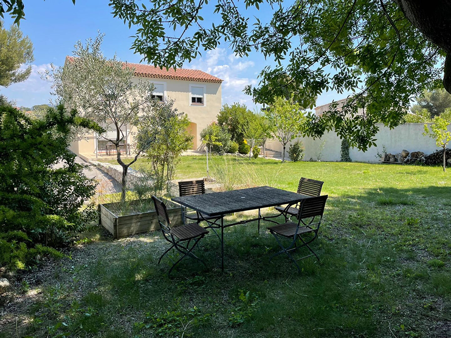 Agence immobilière de VOTRE MAISON - IMMOBILIER DE L'ARC / JR CONSULTANT - VOTRE MAISON LES PENNES-MIRABEAU