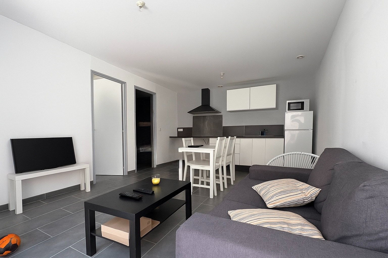 Photo Appartement Gardanne 2 pièce(s) 33.33m2 image 2/4