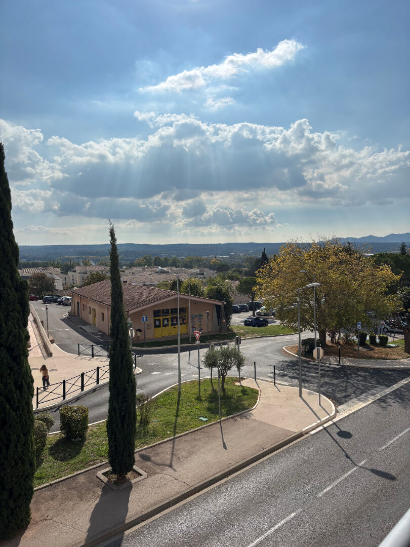 Photo CENTRE VILLAGE image 2/4