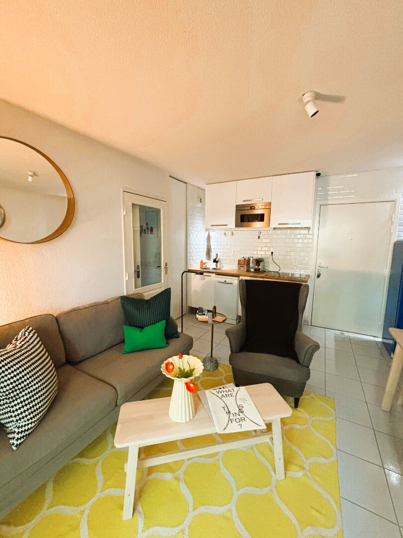 Agence immobilière de VOTRE MAISON - IMMOBILIER DE L'ARC / JR CONSULTANT - VOTRE MAISON ROUSSET