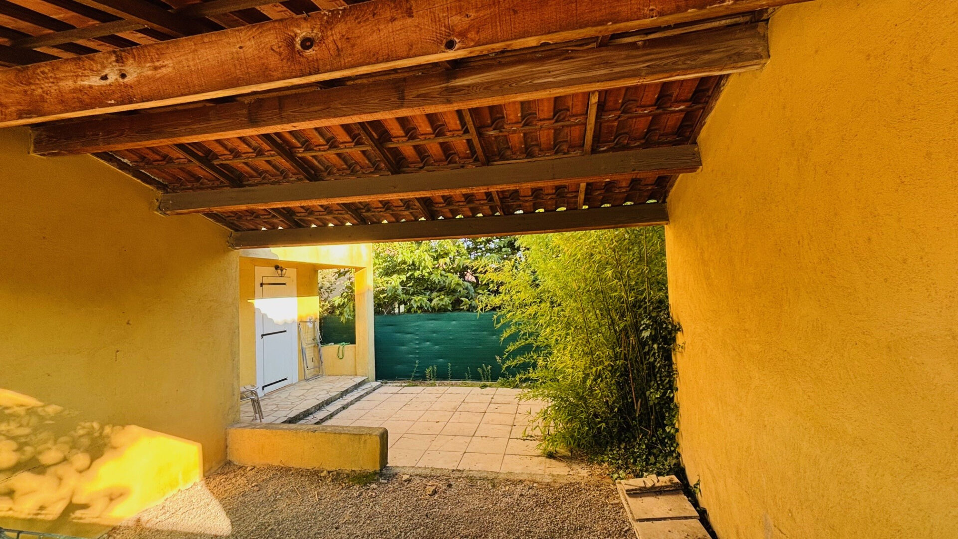 Photo Maison T3 mitoyenne d'un côté, sans vis-à-vis Proche du village image 4/6