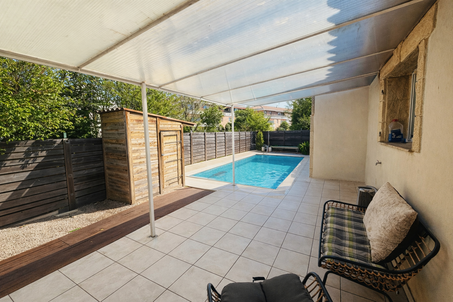 Agence immobilière de VOTRE MAISON - IMMOBILIER DE L'ARC / JR CONSULTANT - VOTRE MAISON ROUSSET