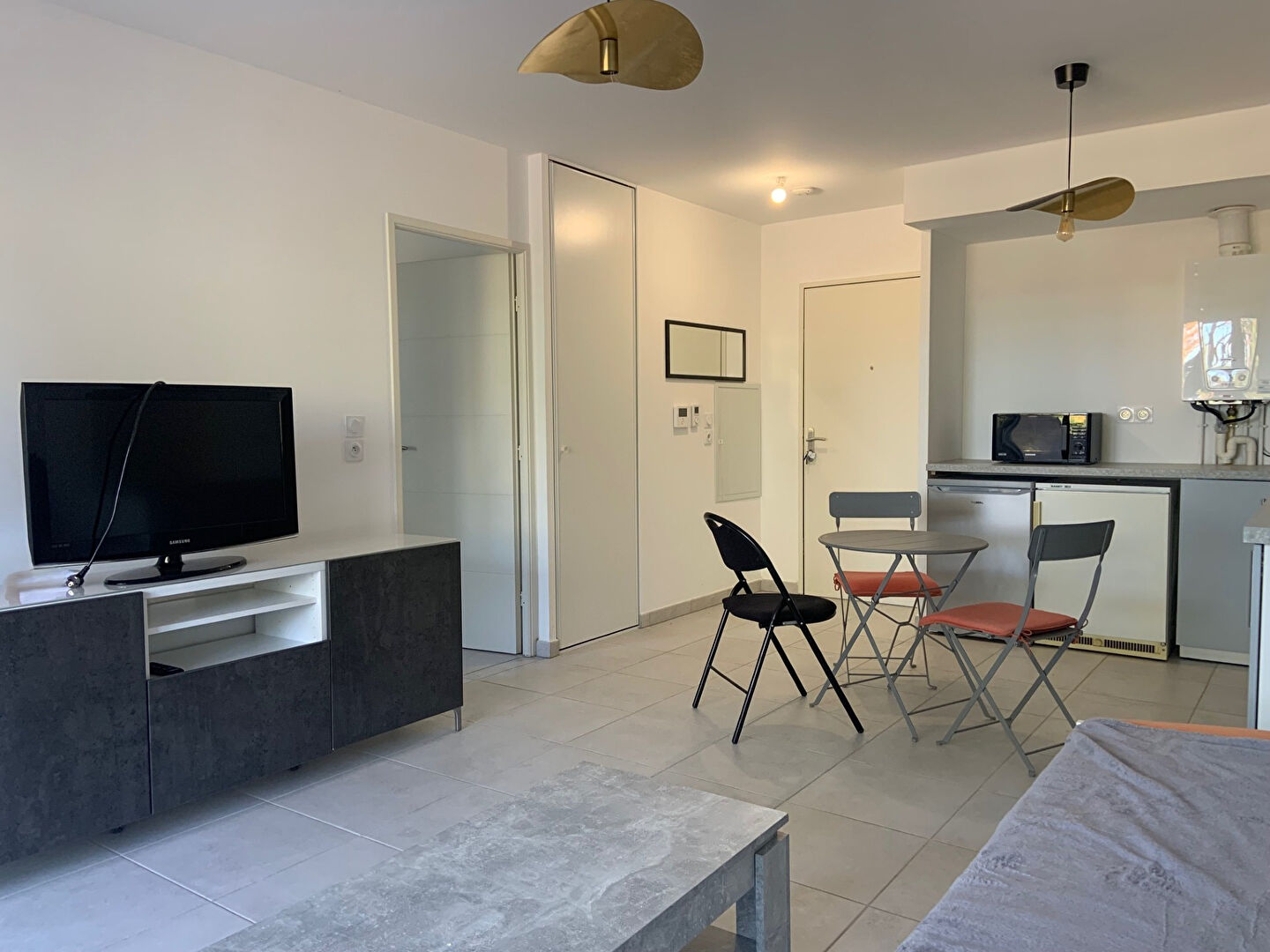 Photo Appartement Trets 2 pièce(s) 43 m2 image 3/6