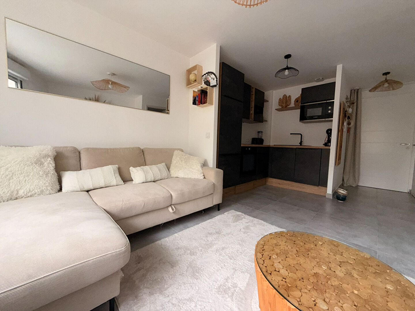 Photo EXCLUSIVITE image 2/6