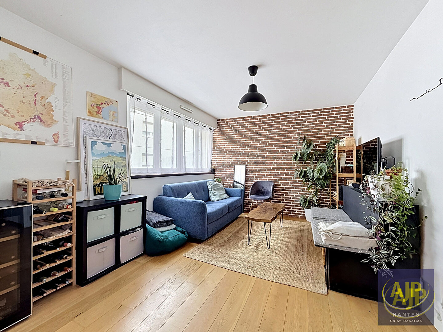 AJP IMMOBILIER NANTES - T3/T4 lumineux de 70 m² - Quartier Cité des Congrès / CHU - photo 4