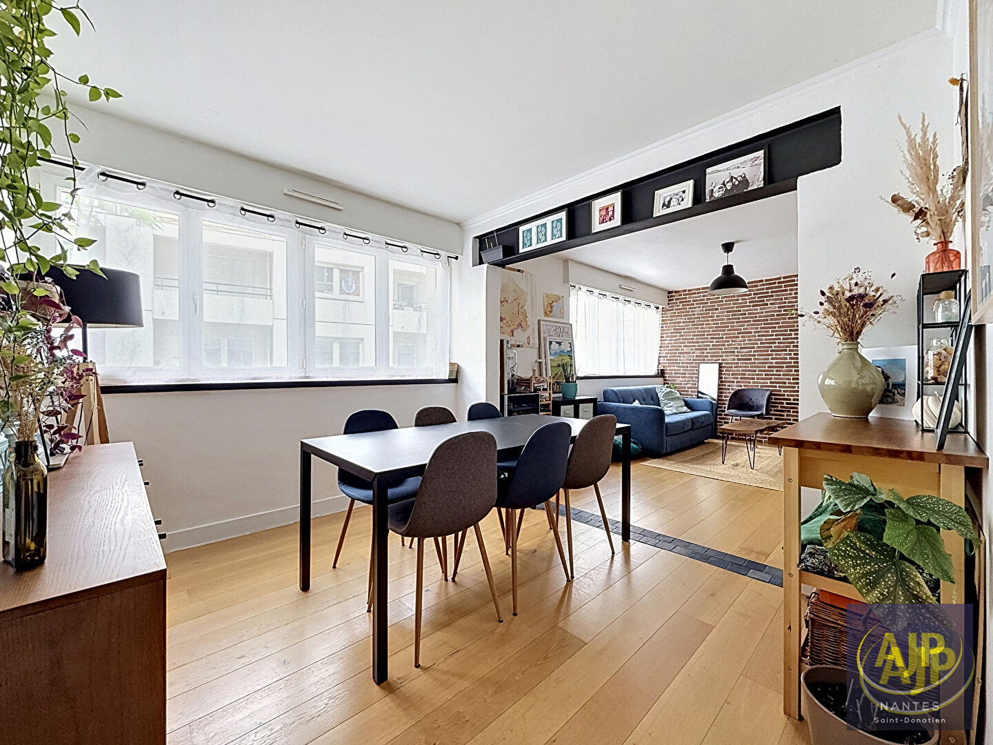 AJP IMMOBILIER NANTES - T3/T4 lumineux de 70 m² - Quartier Cité des Congrès / CHU - photo 6