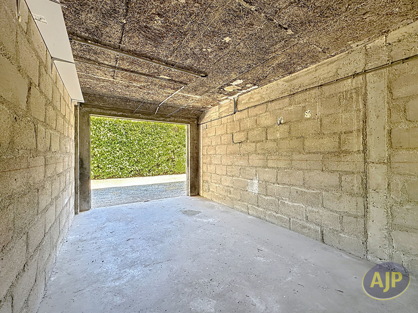NANTES - SAINT DONATIEN - GARAGE FERMÉ - photo 2