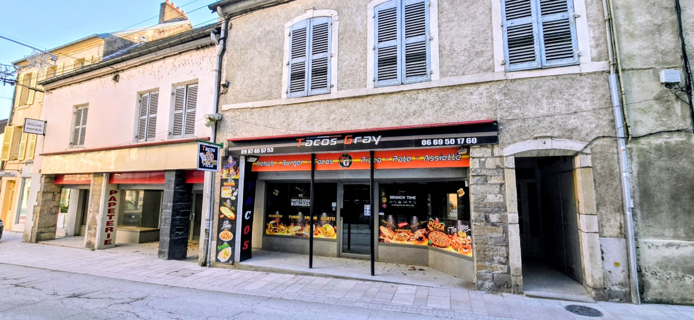 Maison Gray 14 pièce(s) 450 m2