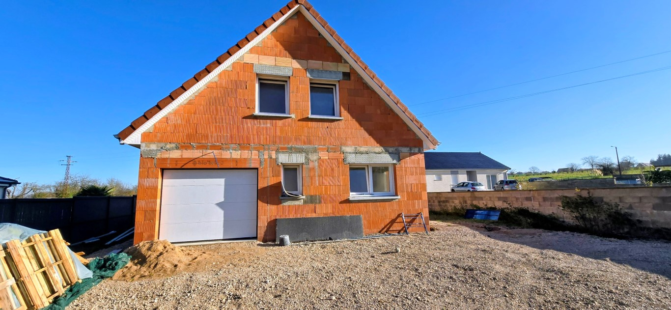 Photo Maison Gray La Ville 5 pièce(s) 114 m2 image 2/3