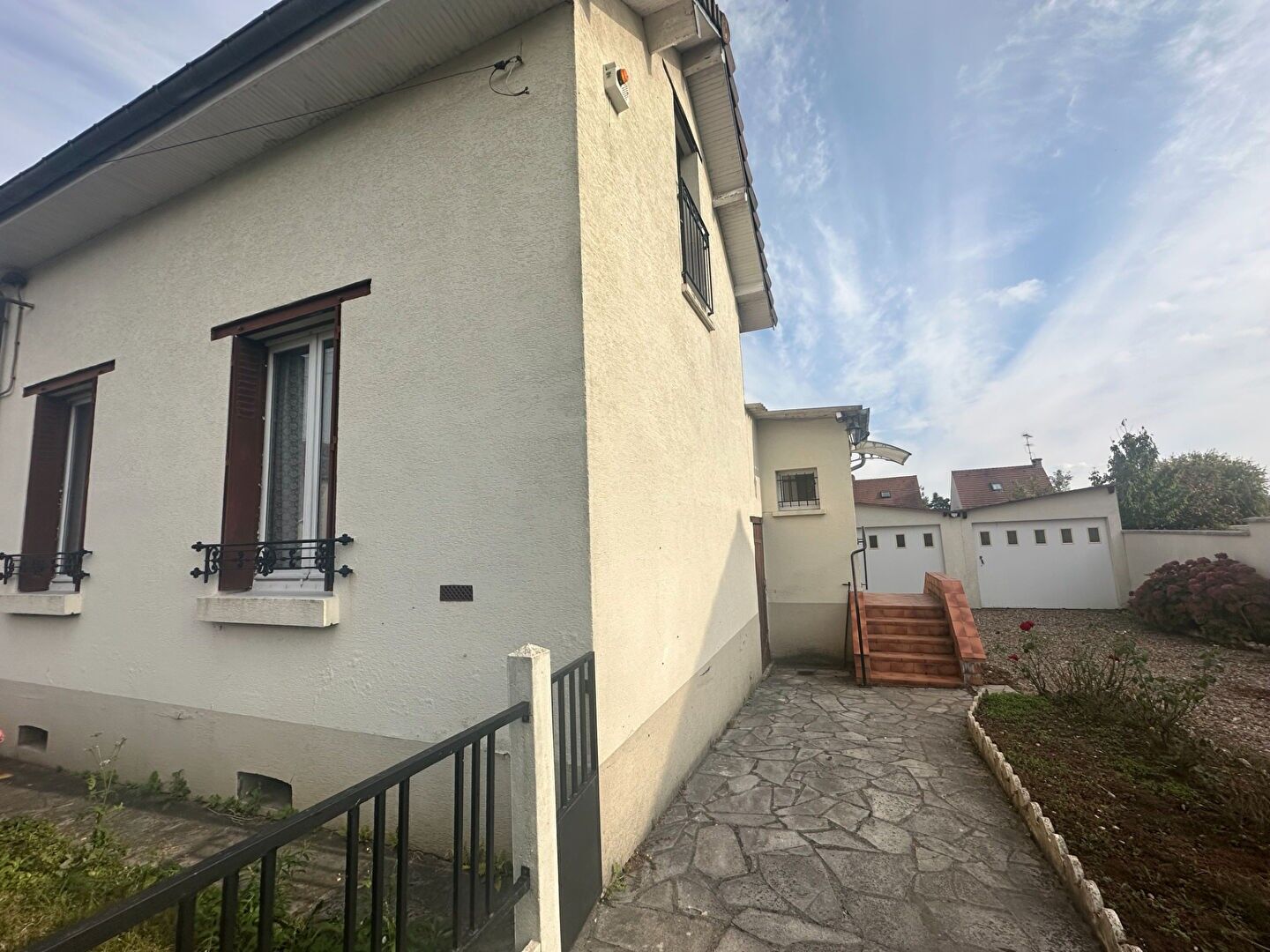 Maison PR . CHAMBLY