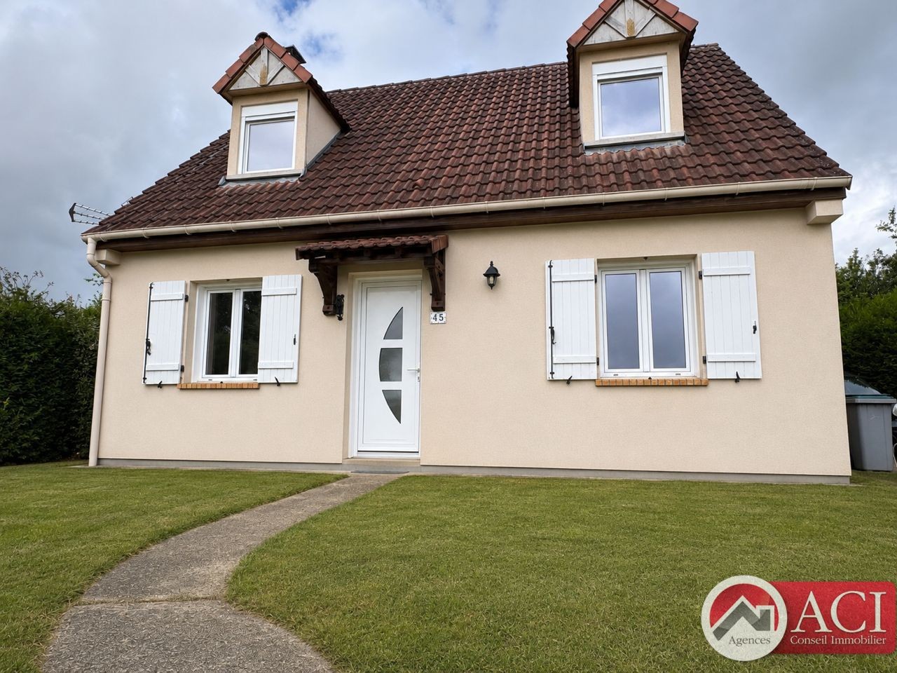 Maison individuelle BORNEL 5 pièce(s) 90 m2