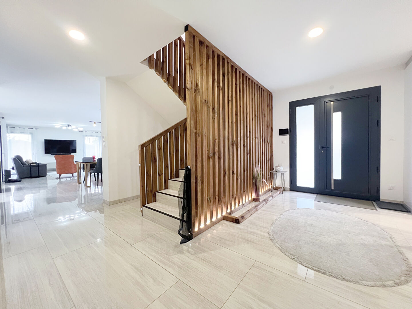 Maison Scionzier 7 pièce(s) 200 m2